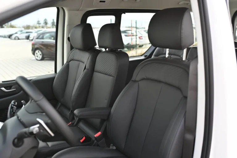 Hyundai Staria 1,6T-GDi HEV Premium 9S 4x2 6AT | Begam Trnava