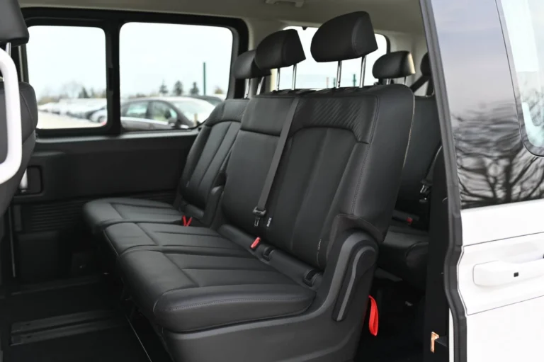 Hyundai Staria 1,6T-GDi HEV Premium 9S 4x2 6AT | Begam Trnava