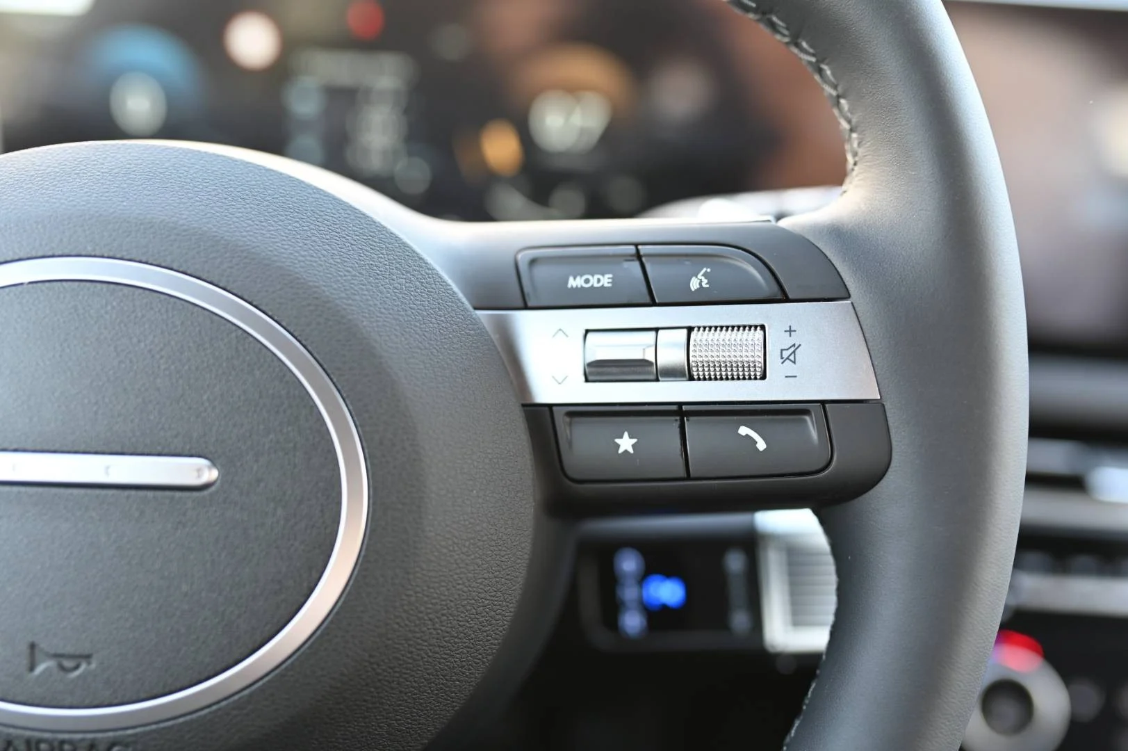 Hyundai Tucson NX4 Black Line 1.6T-GDi, 110kW, 7DCT MY26 4x4 | Begam Trnava