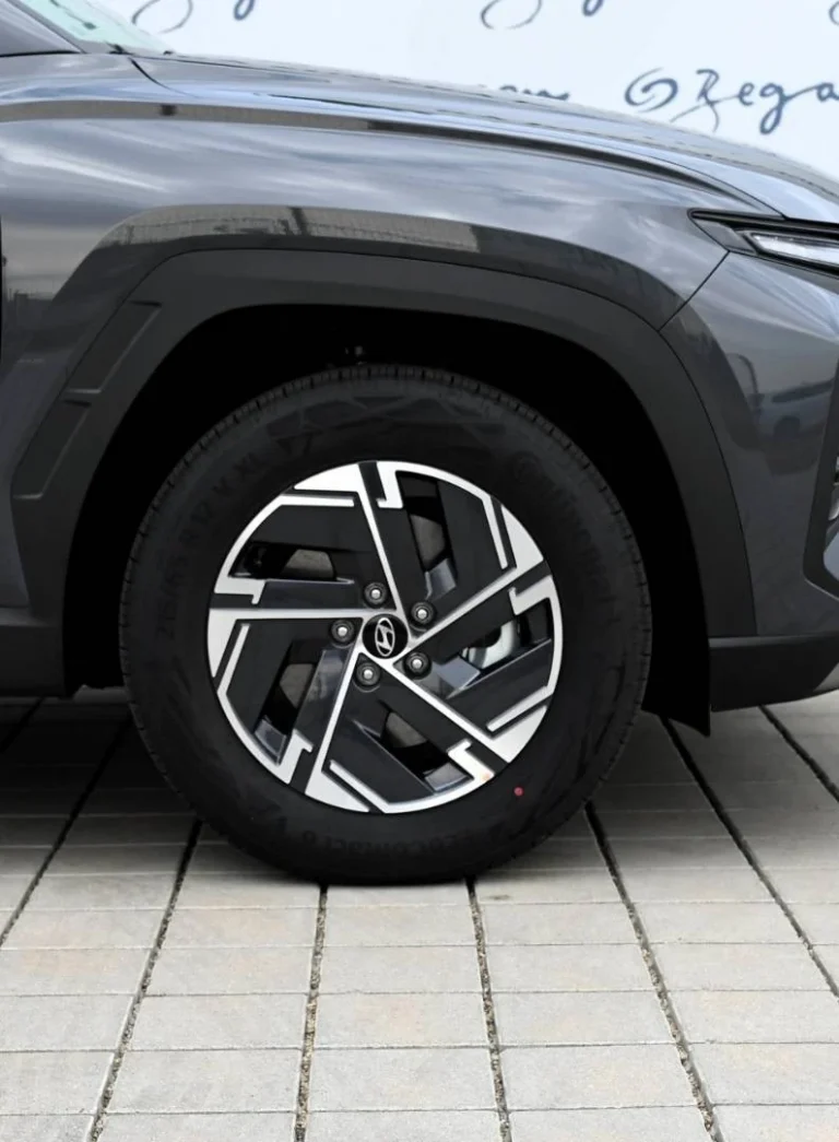Hyundai Tucson NX4 Family 1.6T-GDi, 110kW, 7DCT MY2027 | Begam Trnava