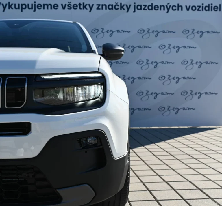 Jeep Avenger 1.2 GSE T3 Longitude + | Begam Trnava