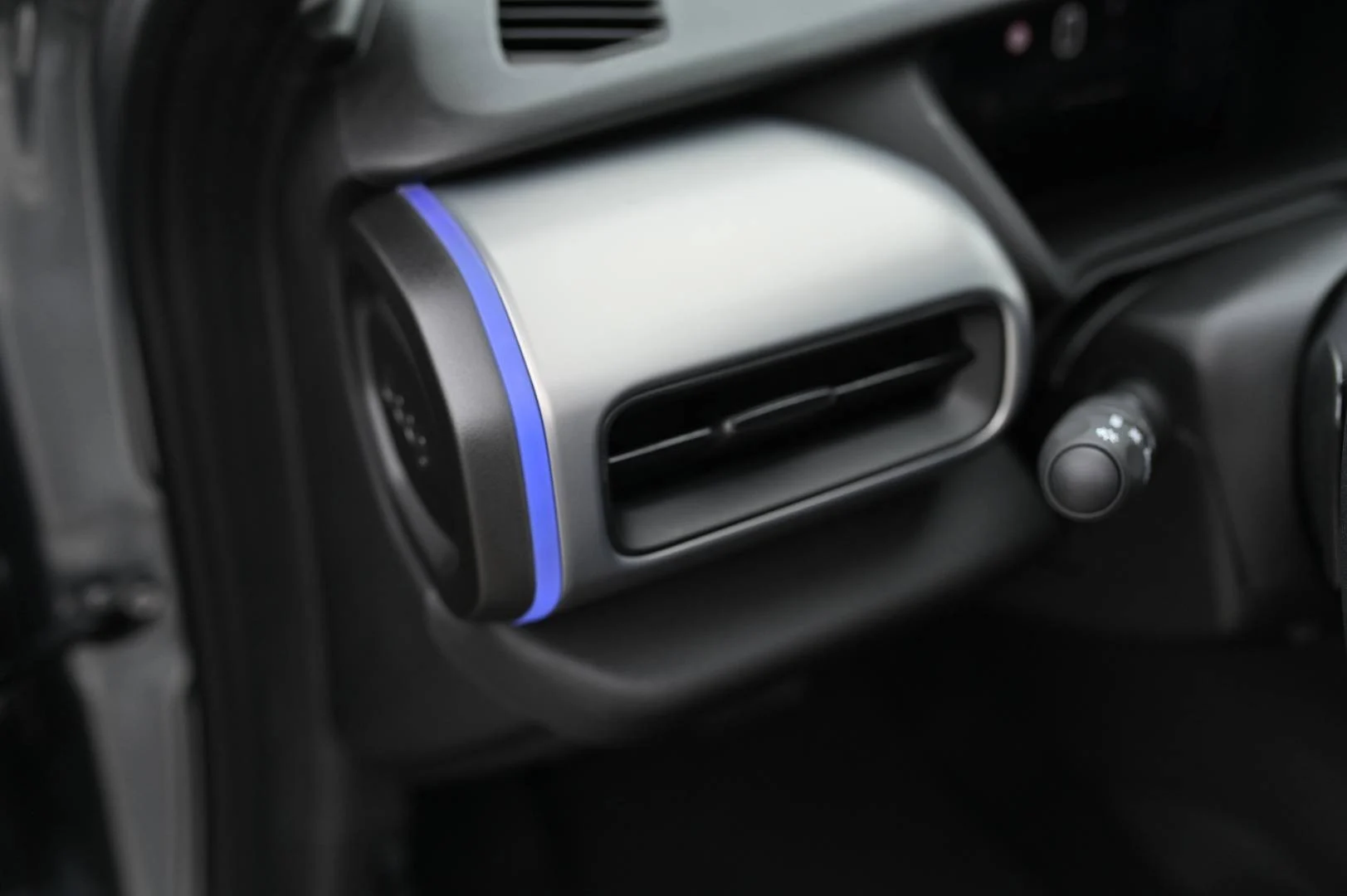 Jeep Avenger 1.2 T e-Hybrid Summit A/T | Begam Trnava
