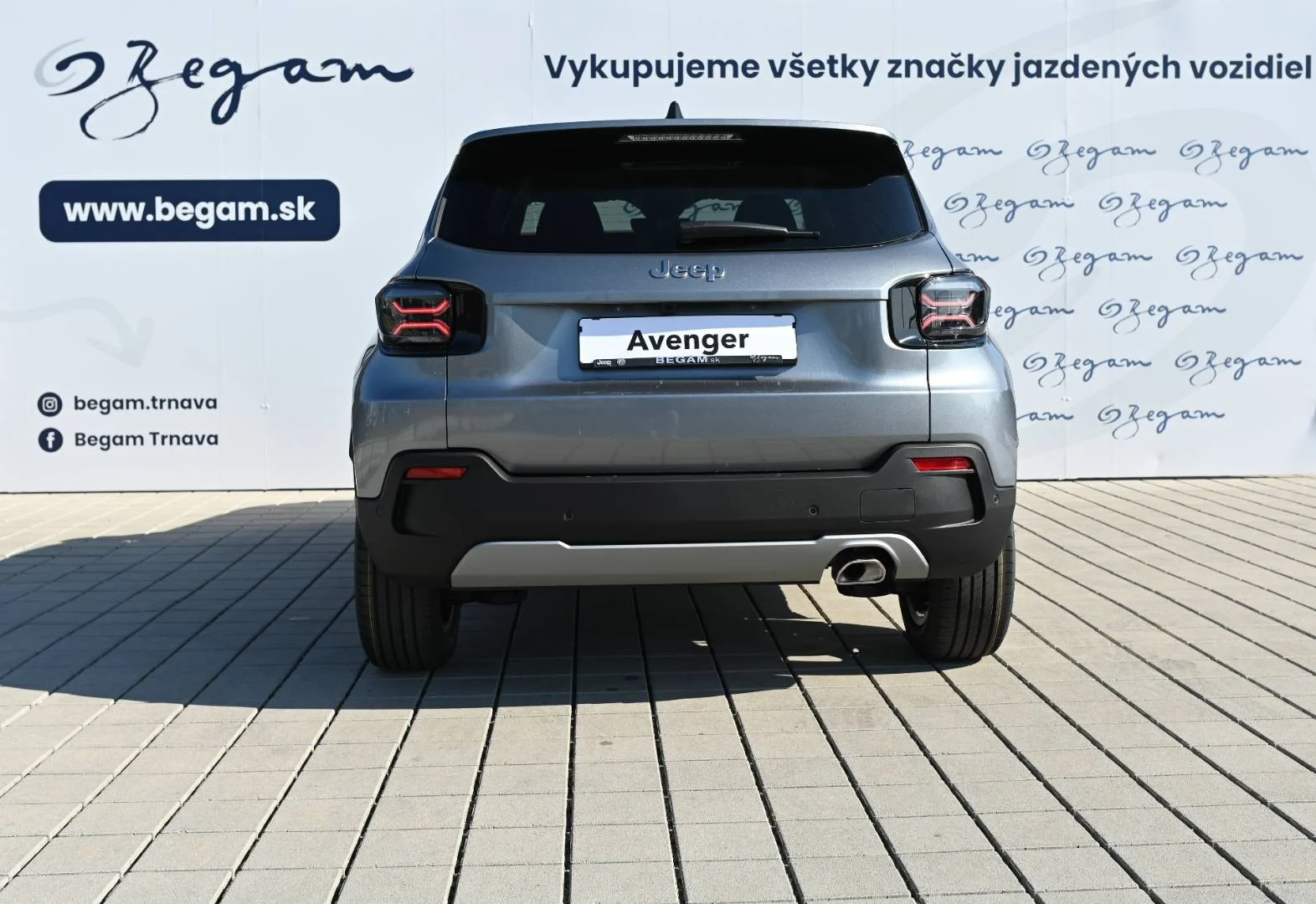 Jeep Avenger 1.2 T e-Hybrid Summit A/T | Begam Trnava