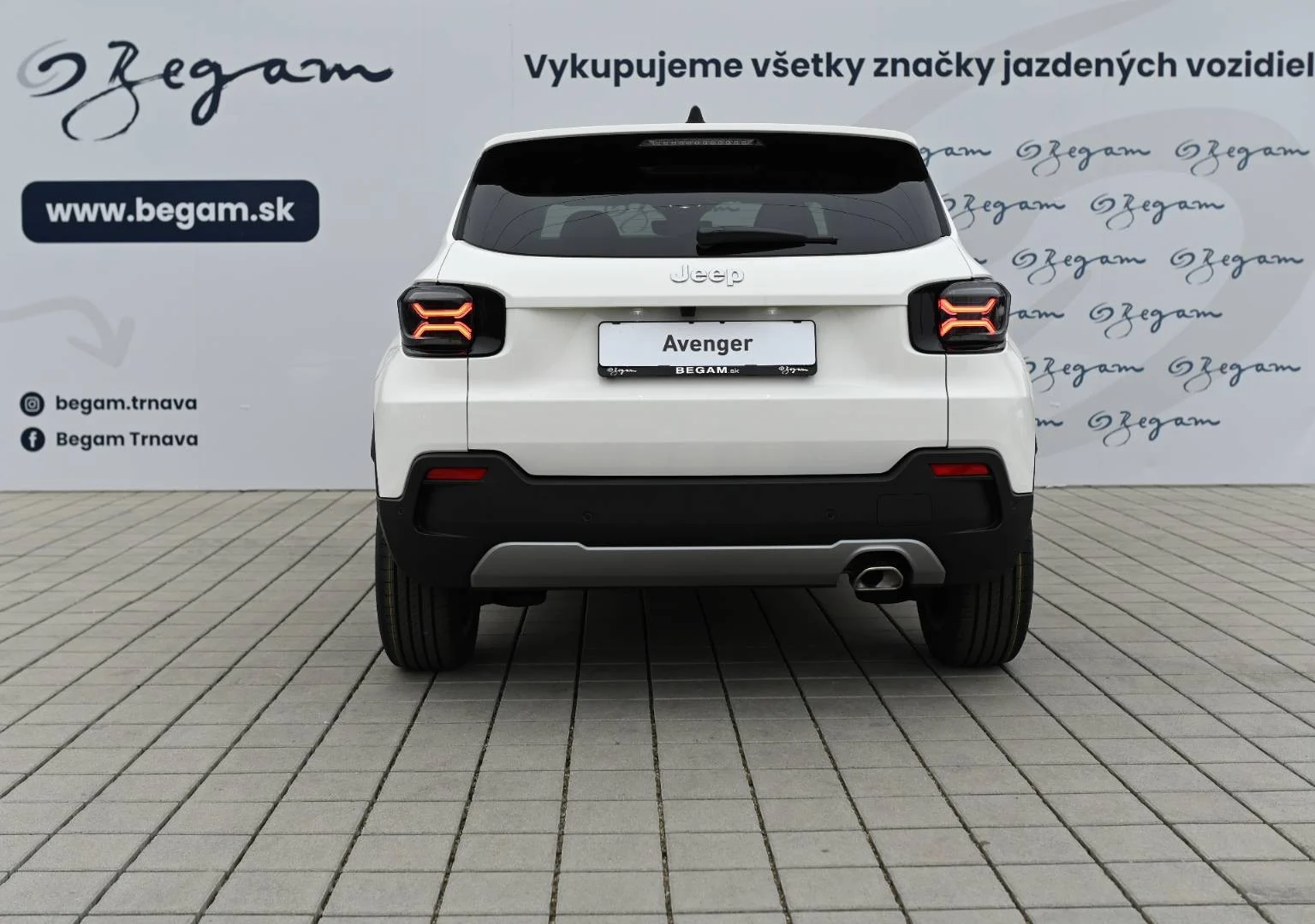 Jeep Avenger 1.2 T e-Hybrid Summit A/T | Begam Trnava