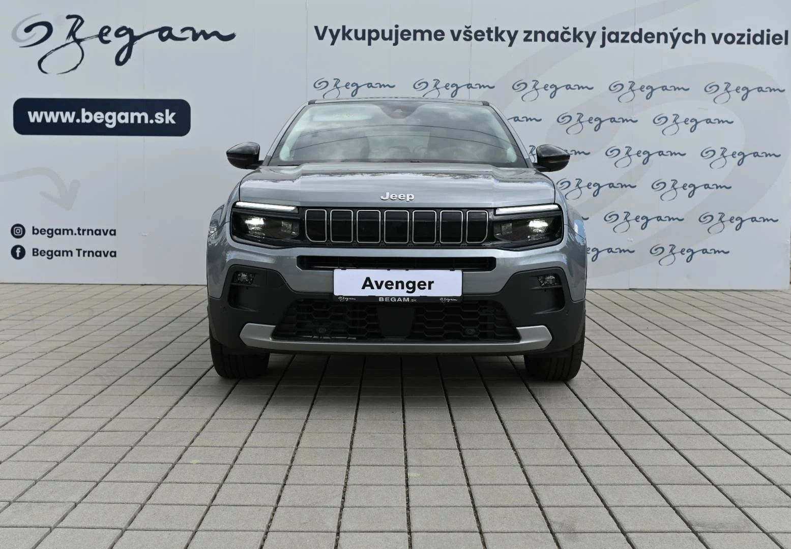 Jeep Avenger Elektro 54 kWh SUMMIT | Begam Trnava