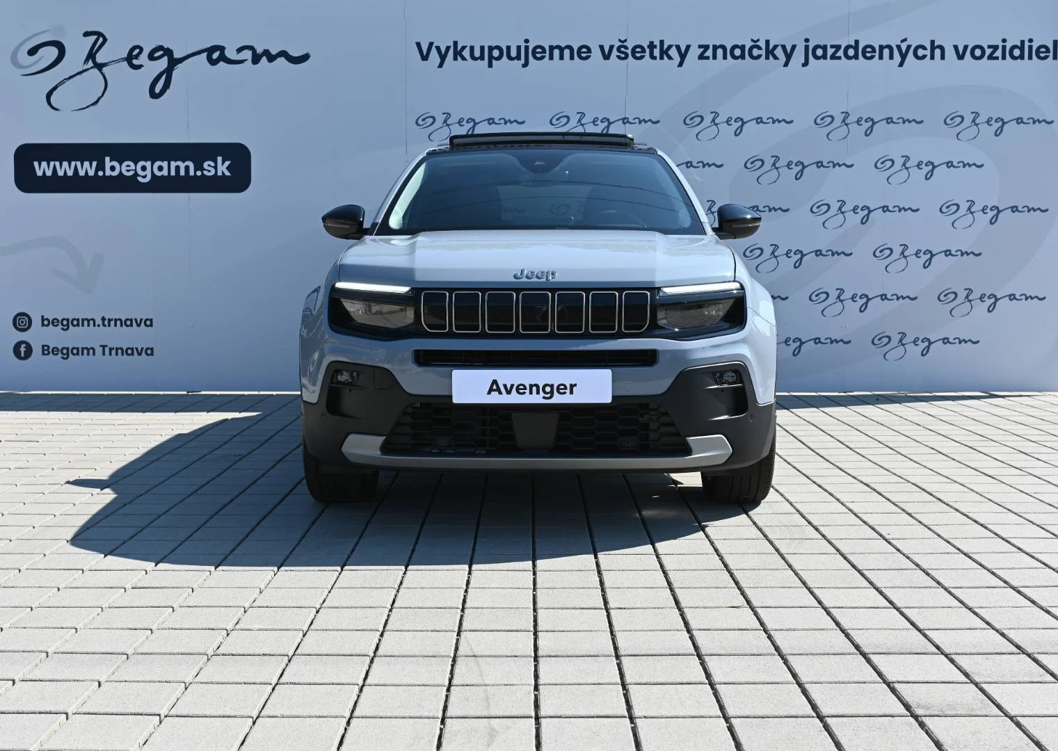 Jeep Avenger Elektro 54 kWh SUMMIT + | Begam Trnava