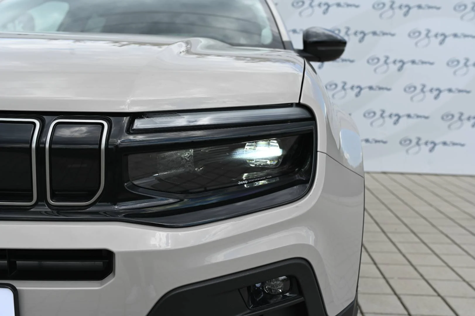 Jeep Avenger Elektro 54 kWh SUMMIT | Begam Trnava