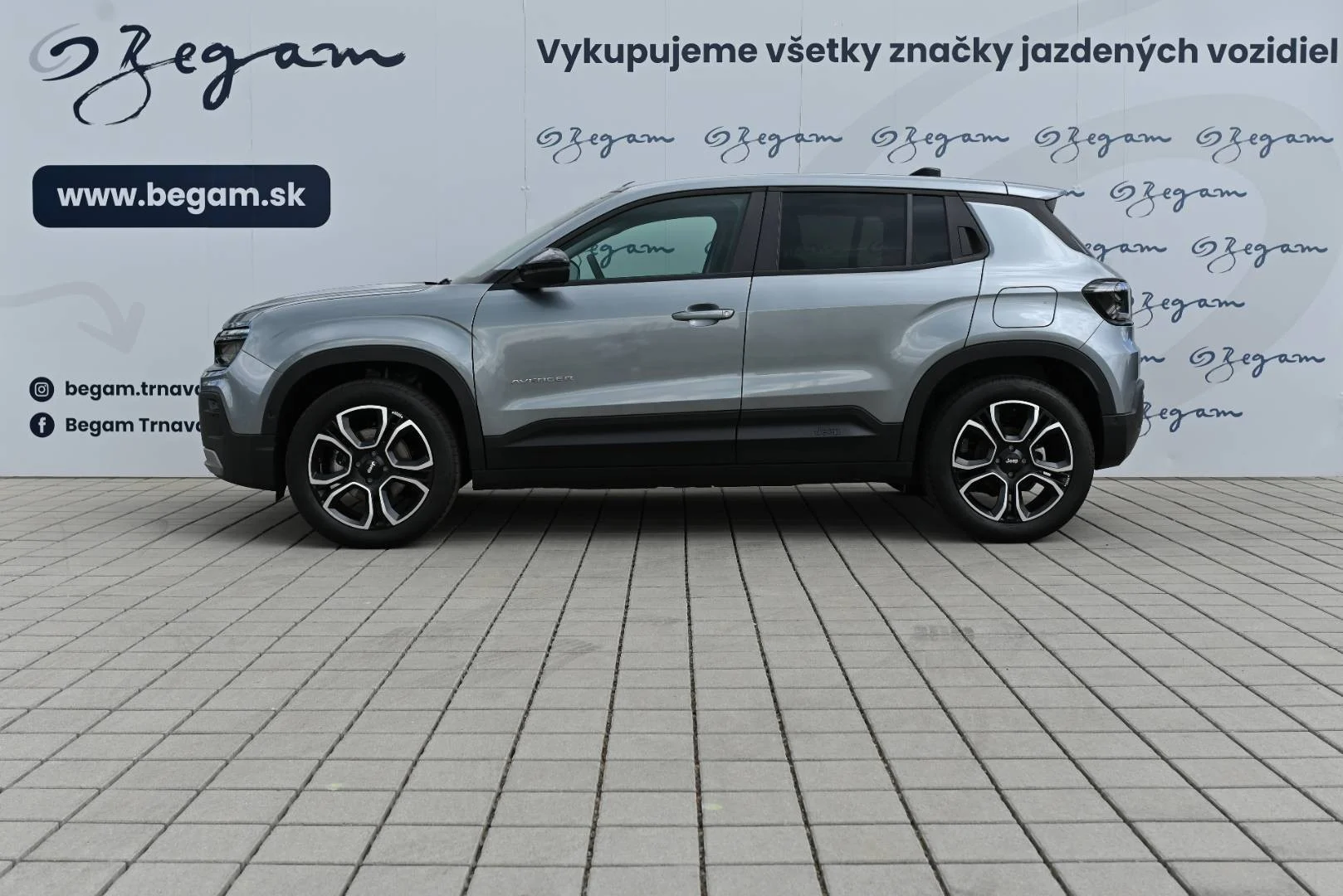 Jeep Avenger Elektro 54 kWh SUMMIT | Begam Trnava