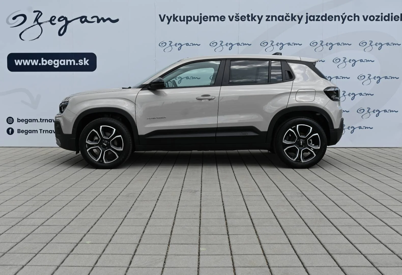 Jeep Avenger Elektro 54 kWh SUMMIT | Begam Trnava