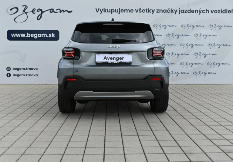 Jeep Avenger Elektro 54 kWh SUMMIT | Begam Trnava