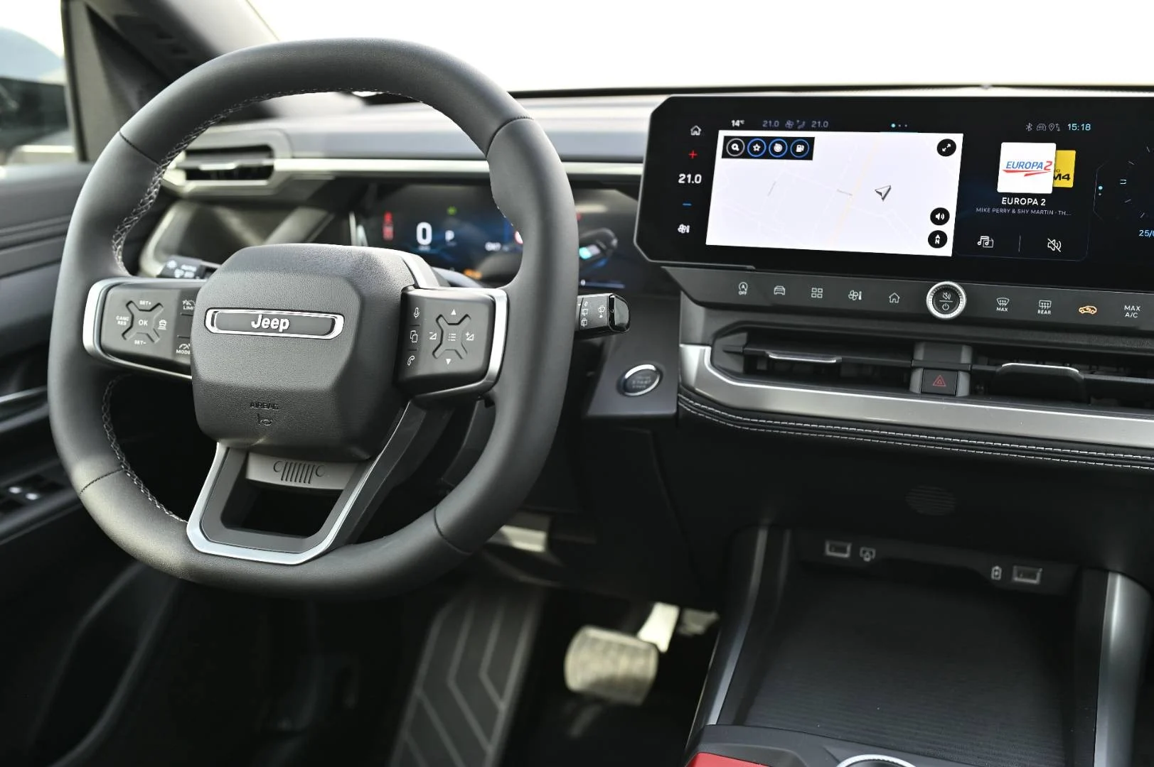 Jeep Compass 1.2T e-Hybrid Altitude 145K 6-EDCT | Begam Trnava