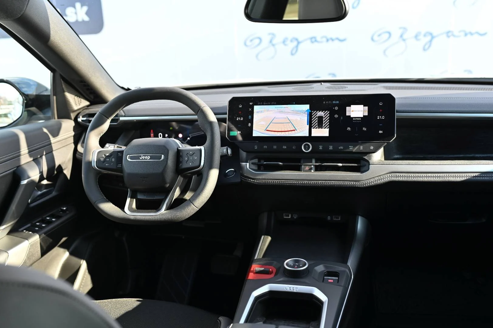 Jeep Compass 1.2T e-Hybrid FIRST EDITION 145K 6-EDCT | Begam Trnava