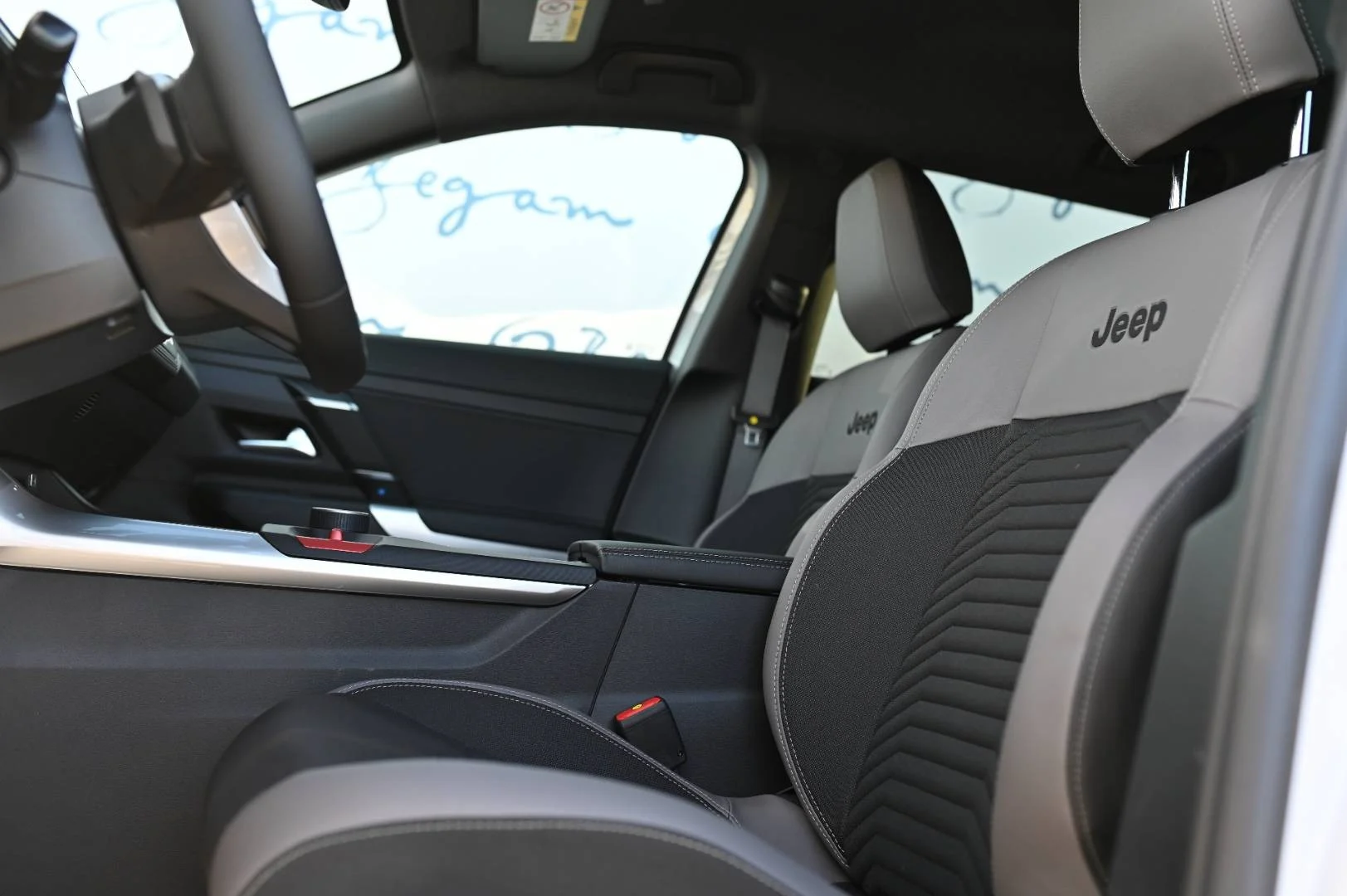 Jeep Compass 1.2T e-Hybrid FIRST EDITION 145K 6-EDCT | Begam Trnava