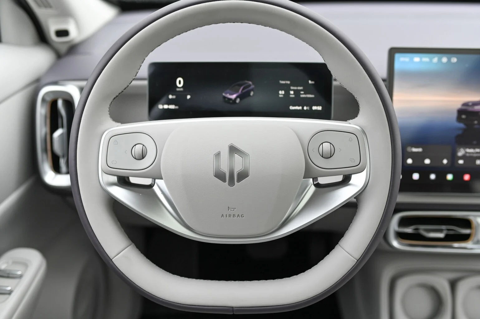Leapmotor B10 Design Max 217k 67,1 kWh | Begam Trnava