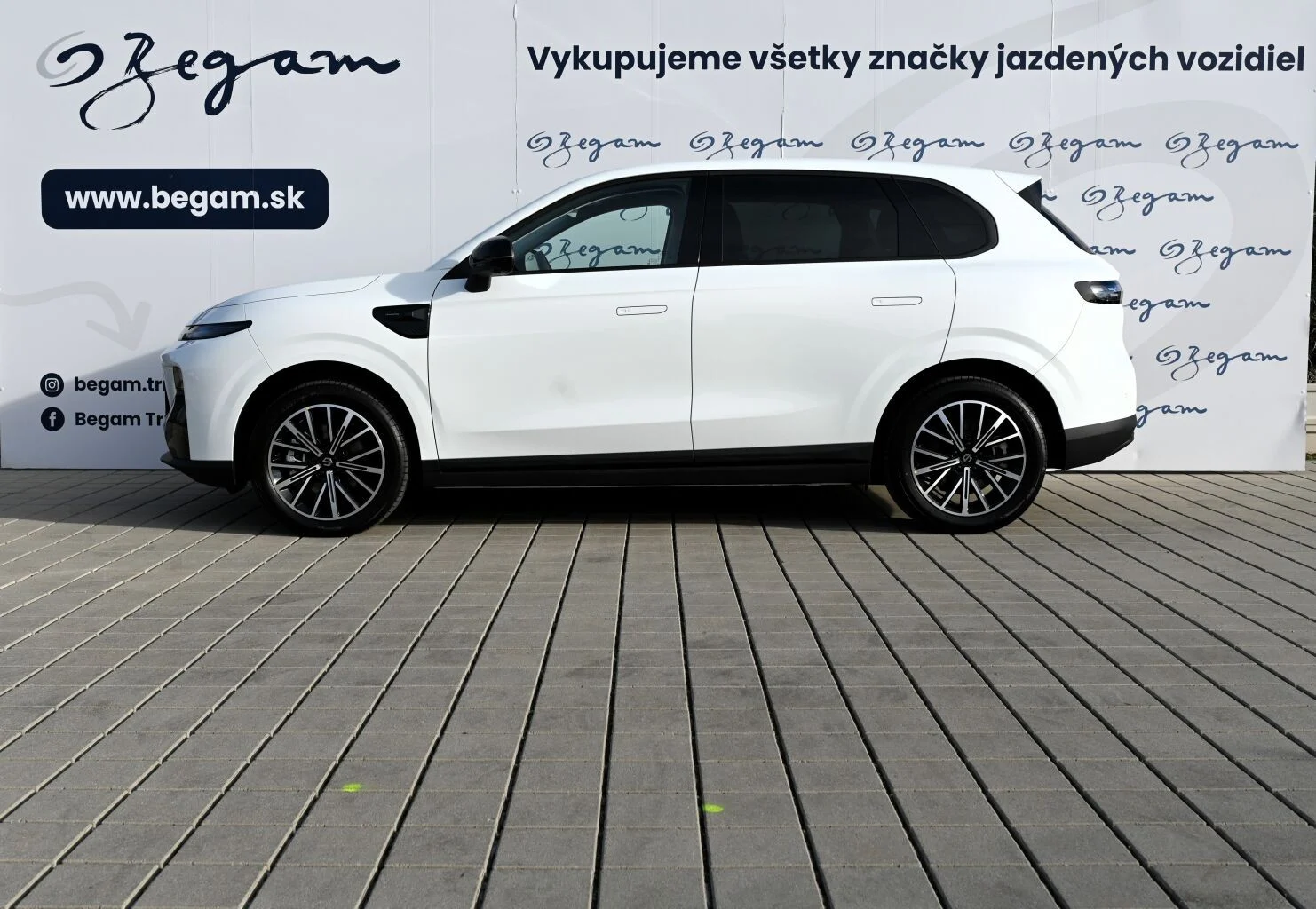 Leapmotor B10 Design Max 217k 67,1 kWh | Begam Trnava