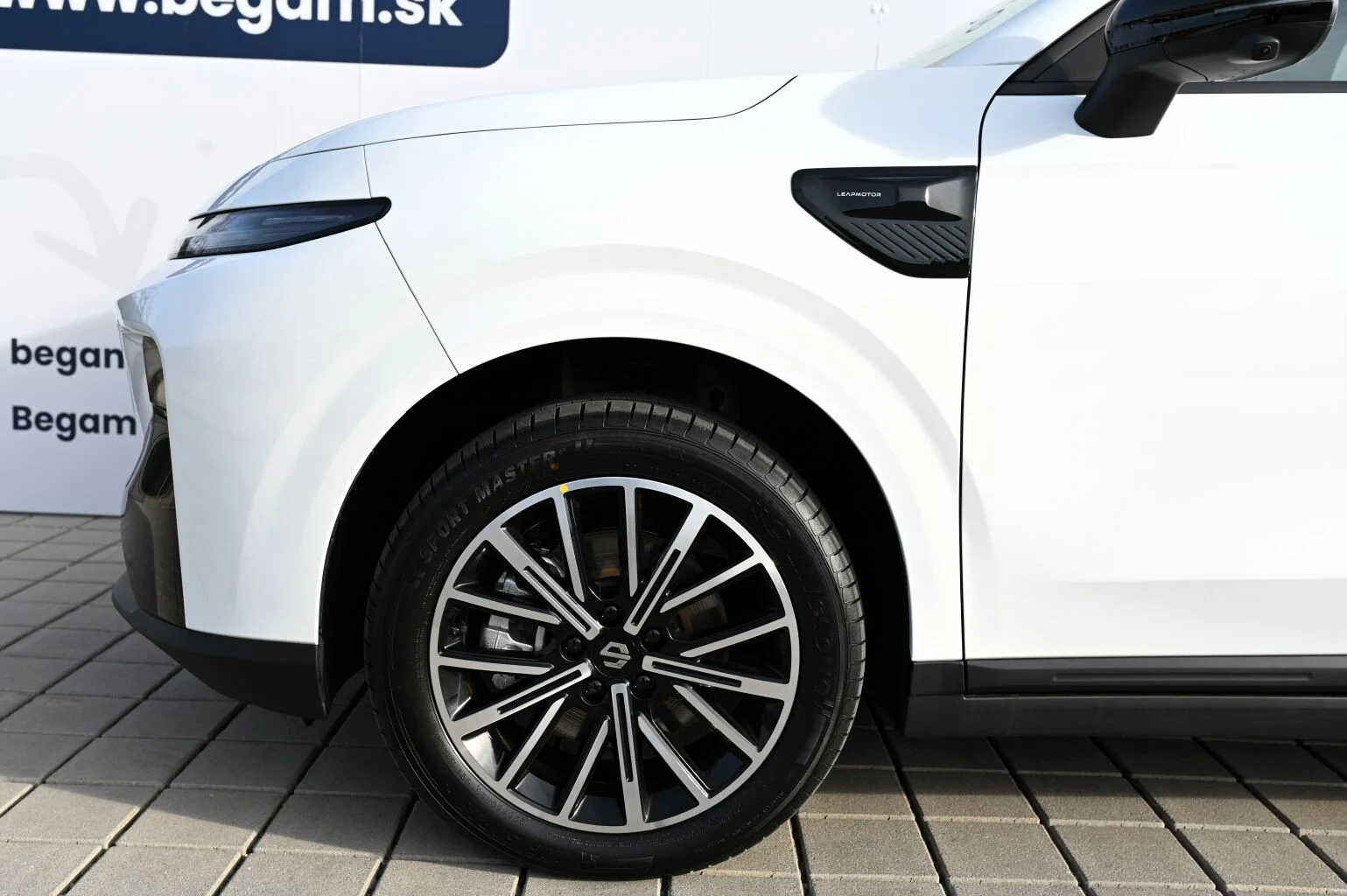 Leapmotor B10 Design Max 217k 67,1 kWh | Begam Trnava