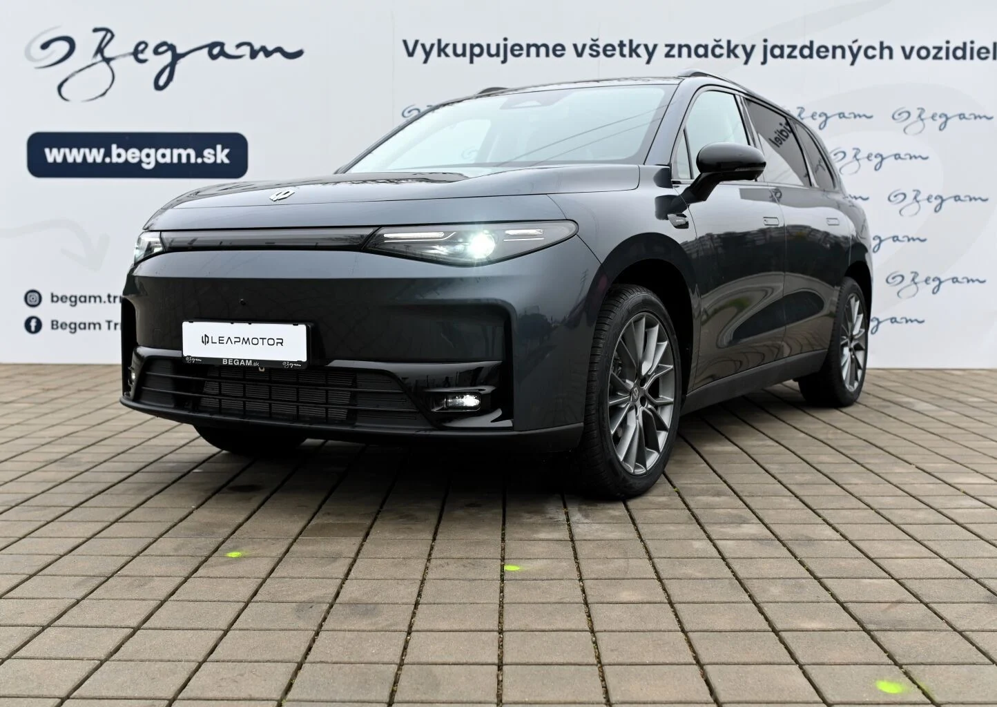 Leapmotor C10 Design REEV 215k 28,4 kWh | Begam Trnava
