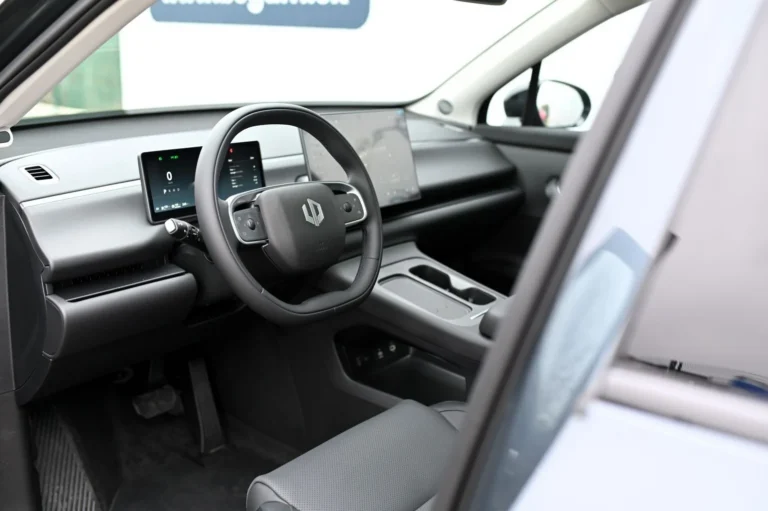 Leapmotor C10 REEV Design  215k 28,4 kWh | Begam Trnava