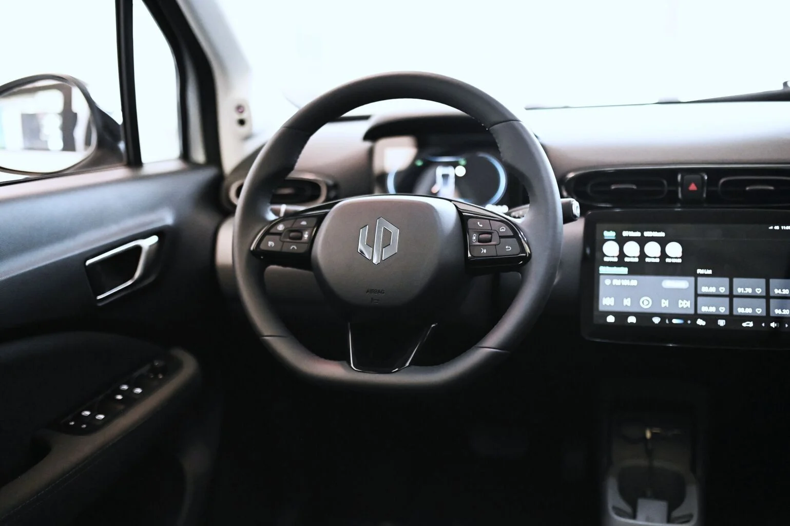 Leapmotor T03 Design 95k 37,3 kWh | Begam Trnava