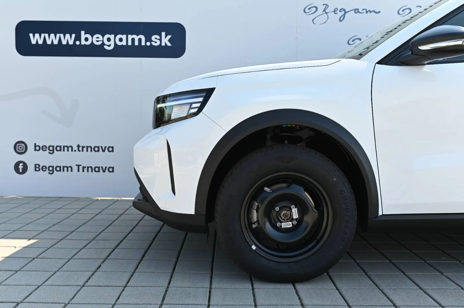 Opel Frontera EDITION HYBRID 48V 145k e-DCT6 | Begam Trnava