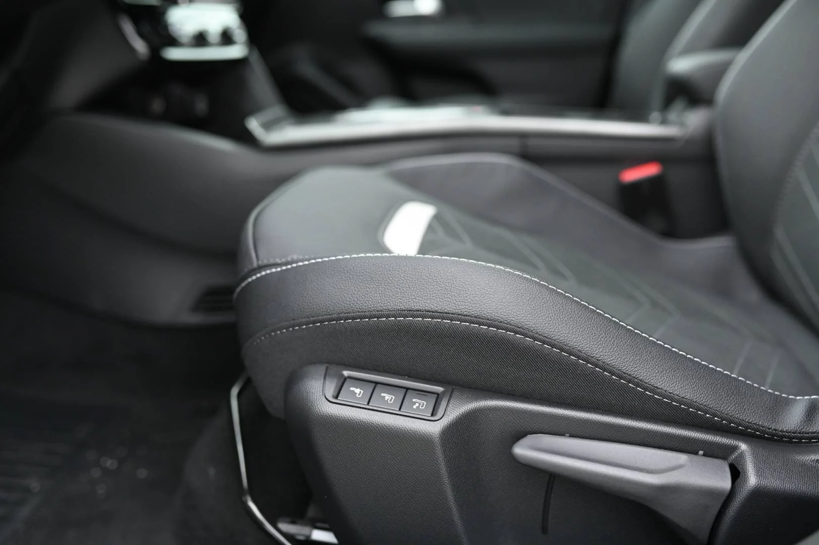 Opel Mokka GS Hybrid 48V eDCT 6 automat | Begam Trnava