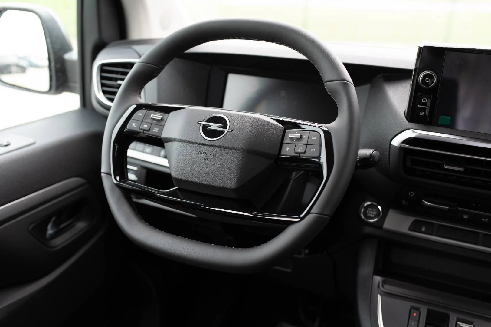 Opel Zafira 2.2 CDTI XL Edition A/T | Begam Trnava