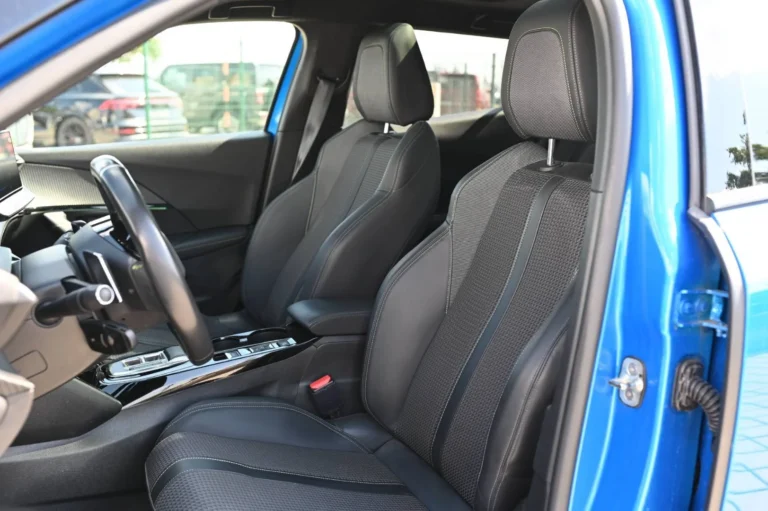Peugeot 2008 1.5 BlueHDi 130 GT EAT8 | Begam Trnava
