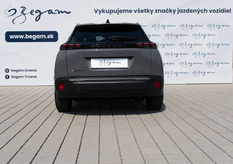 Peugeot 2008 E- Allure 54kWh 115kw | Begam Trnava