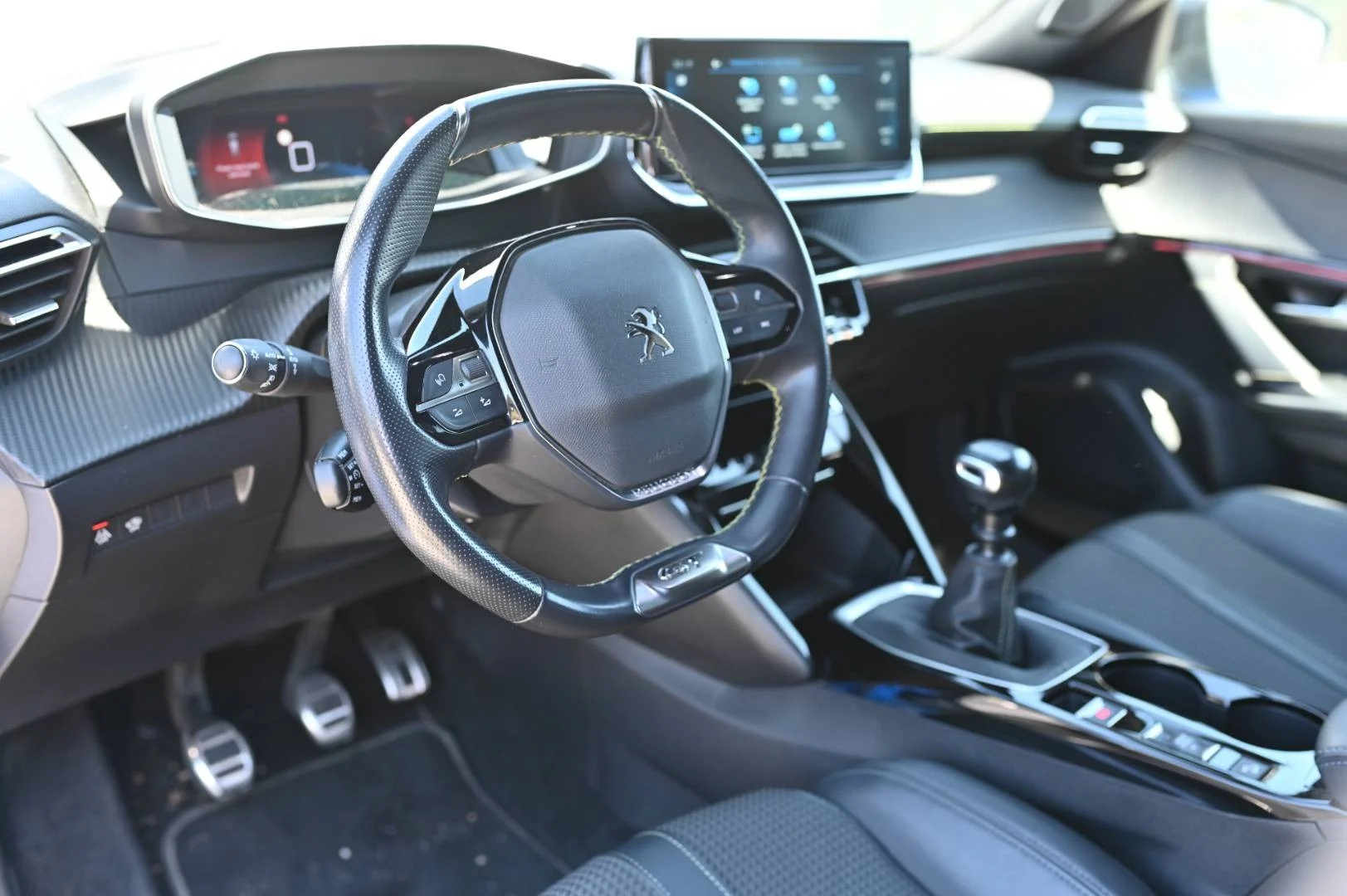 Peugeot 2008 GT M6 | Begam Trnava