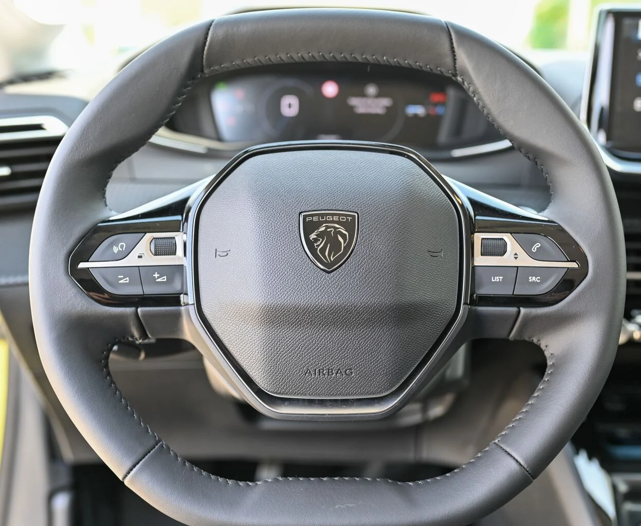 Peugeot 208 208 ALLURE  TURBO 100k BVM6 | Begam Trnava