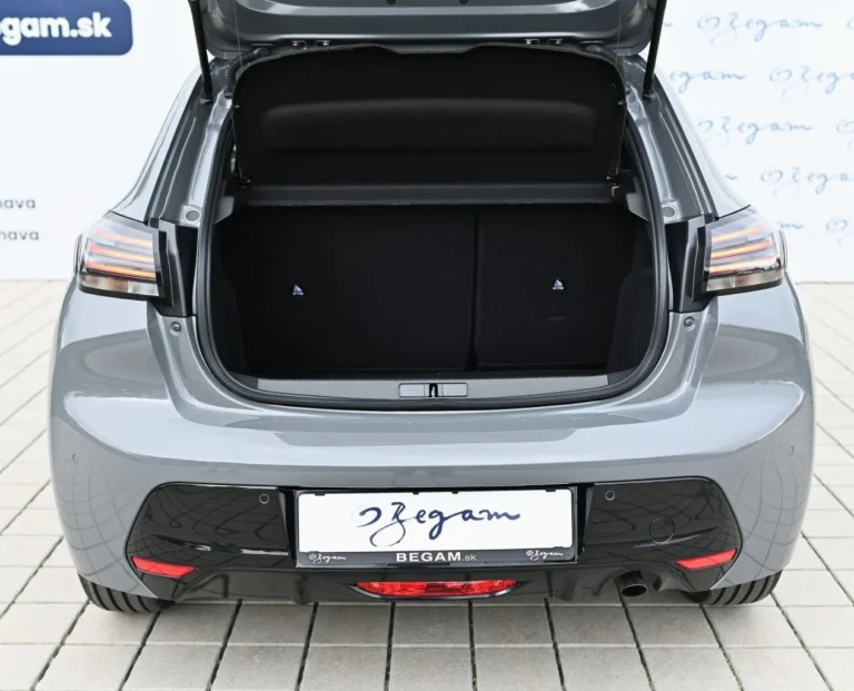 Peugeot 208 ALLURE Hybrid 110k e-DCS6 (MHEV) | Begam Trnava