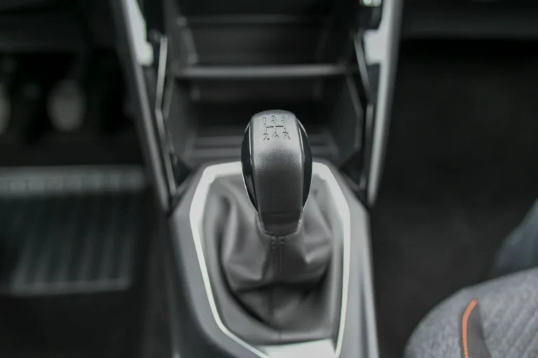 Peugeot 208 STYLE TURBO 100k BVM6 | Begam Trnava