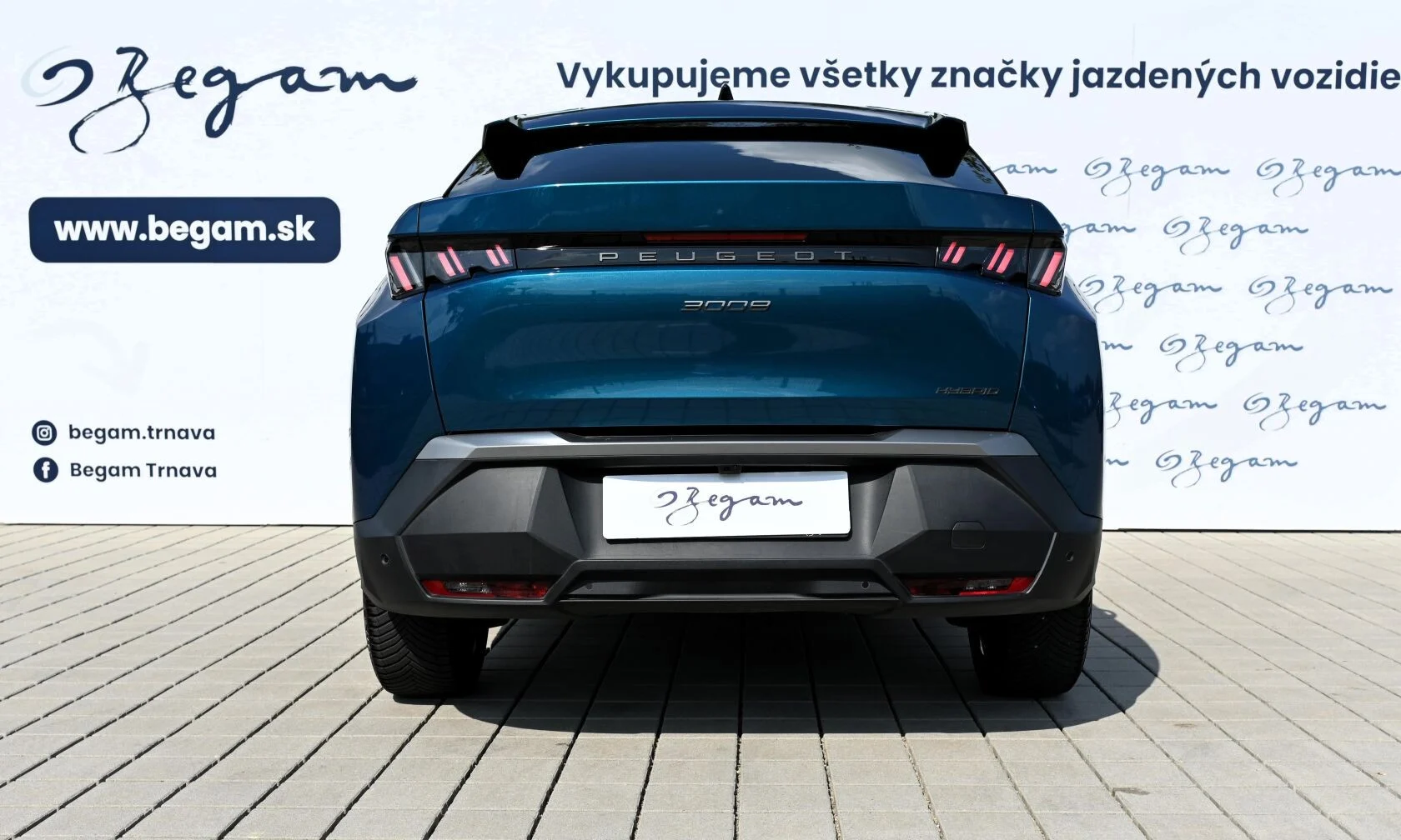 Peugeot 3008 1,2+HEV Allure | Begam Trnava