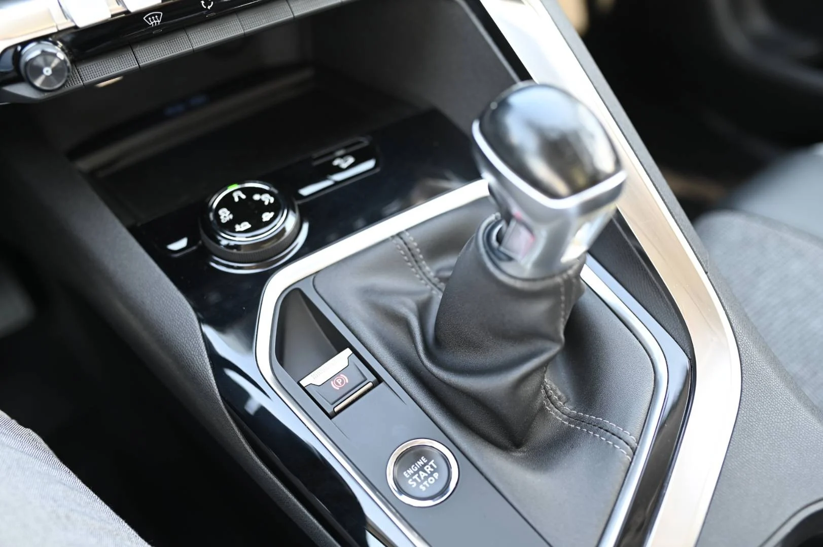 Peugeot 3008 Allure 6MT | Begam Trnava