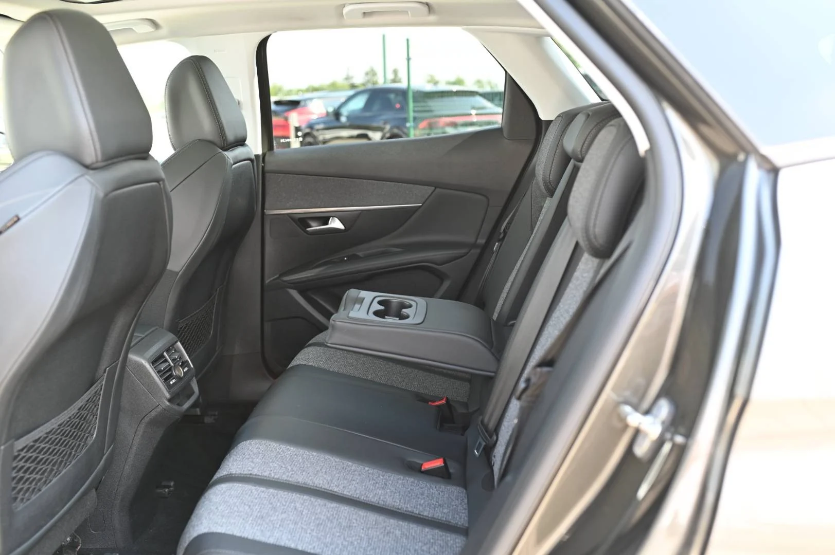 Peugeot 3008 Allure 6MT | Begam Trnava