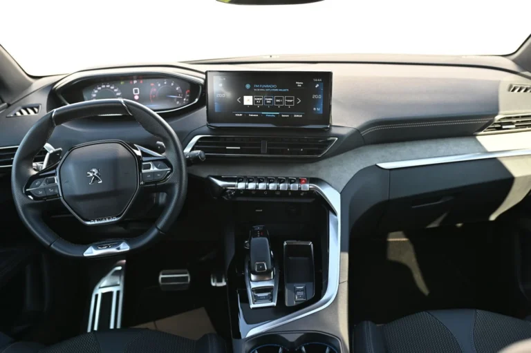 Peugeot 3008 GT 1,2 96kw | Begam Trnava
