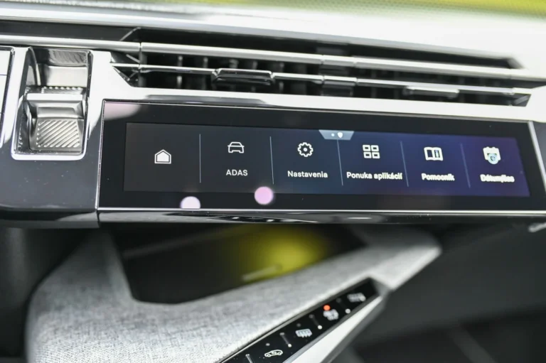Peugeot 3008 GT Hybrid 145k e-DCS6 (MHEV) | Begam Trnava