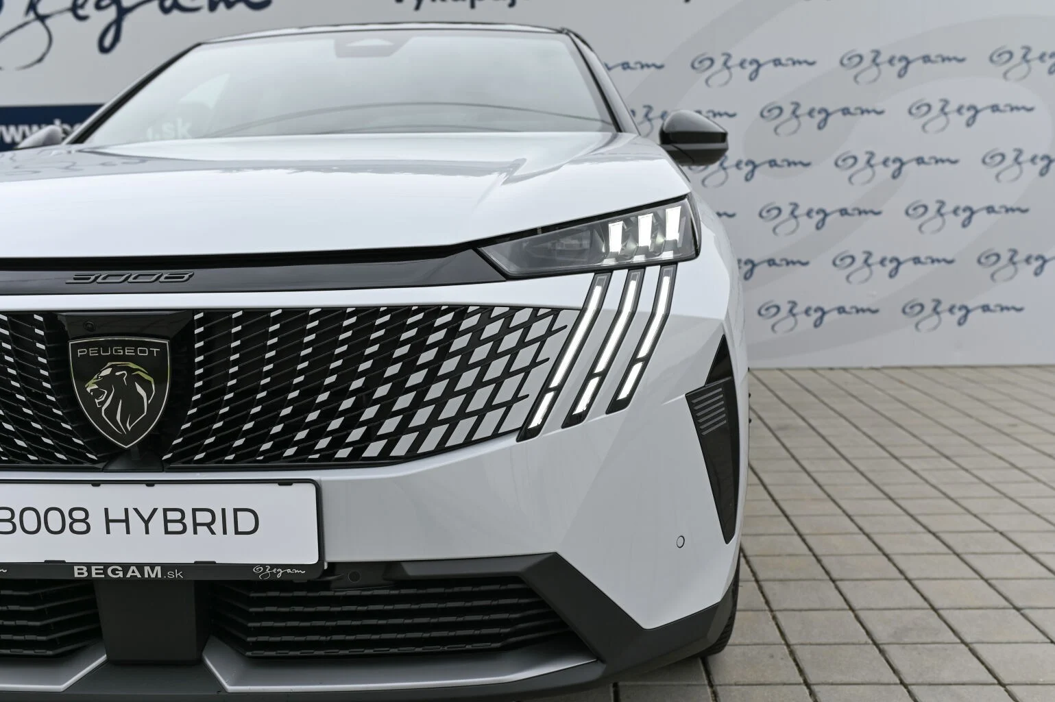 Peugeot 3008 GT Hybrid 145k e-DCS6 (MHEV) | Begam Trnava