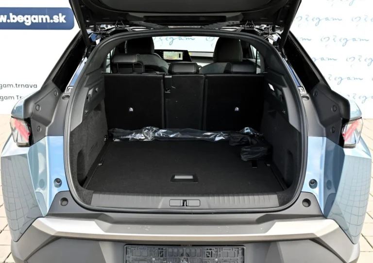 Peugeot 3008 GT Hybrid 145k e-DCS6 (MHEV) | Begam Trnava