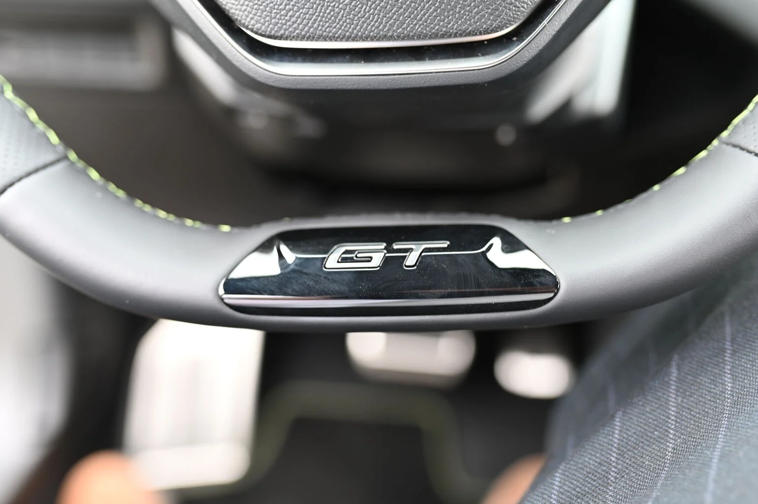 Peugeot 408 NEW 408 GT Hybrid 145k e-DCS6 (MYG0) | Begam Trnava