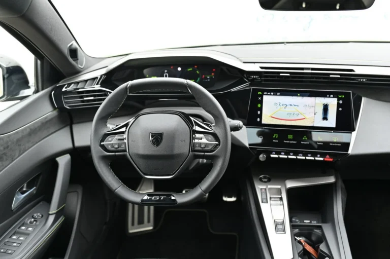Peugeot 408 NEW 408 GT Hybrid 145k e-DCS6 (MYG0) | Begam Trnava