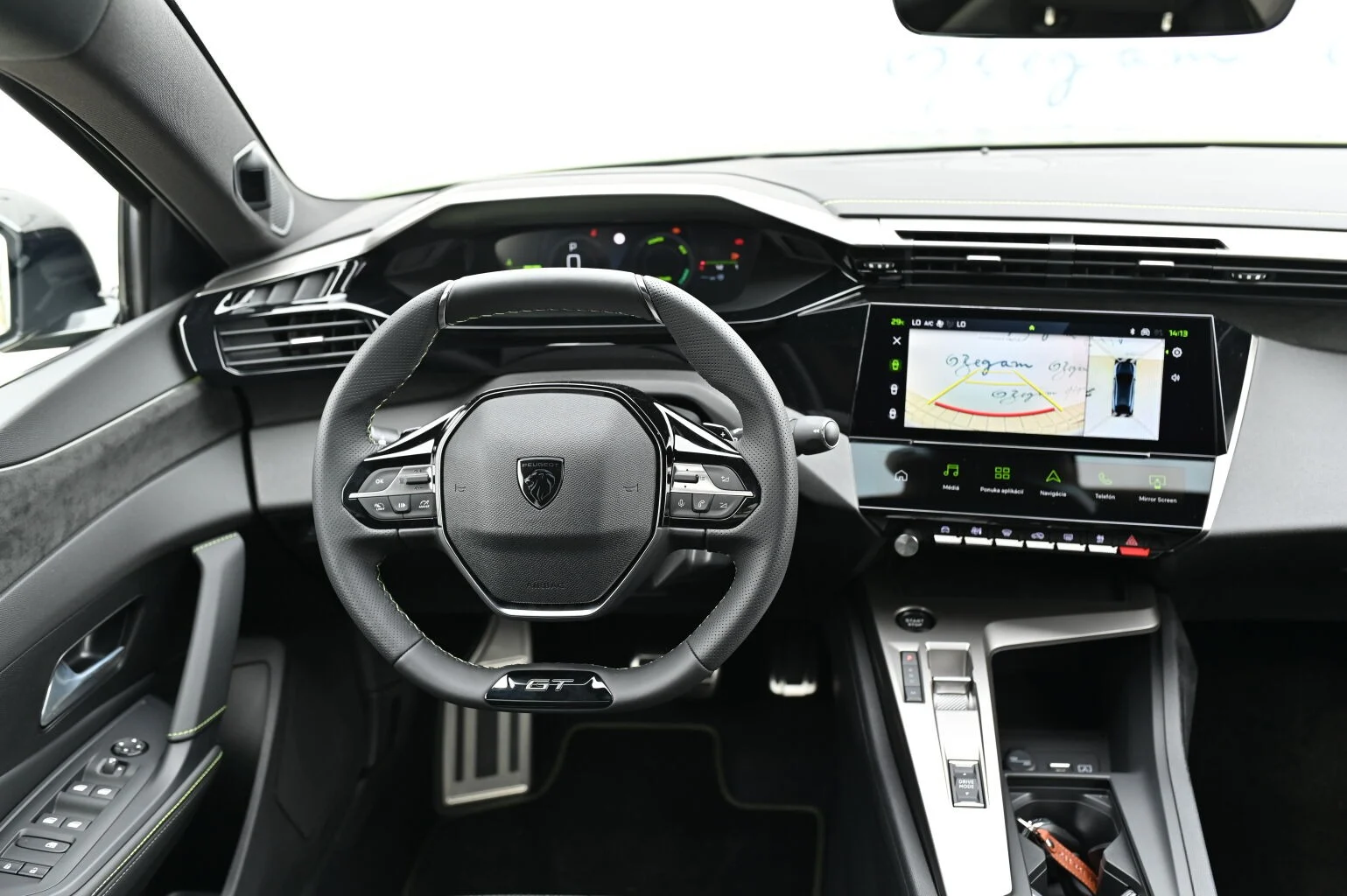 Peugeot 408 NEW 408 GT Hybrid 145k e-DCS6 (MYG0) | Begam Trnava