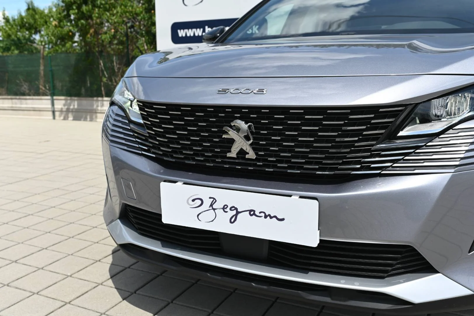 Peugeot 5008 1.5 BlueHDi 130k Active Pack A/T | Begam Trnava