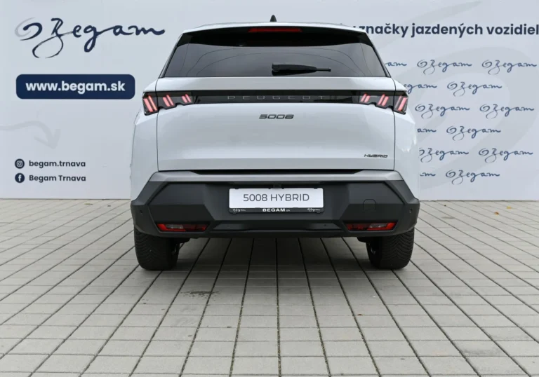 Peugeot 5008 ALLURE Hybrid 145k e-DCS6 | Begam Trnava