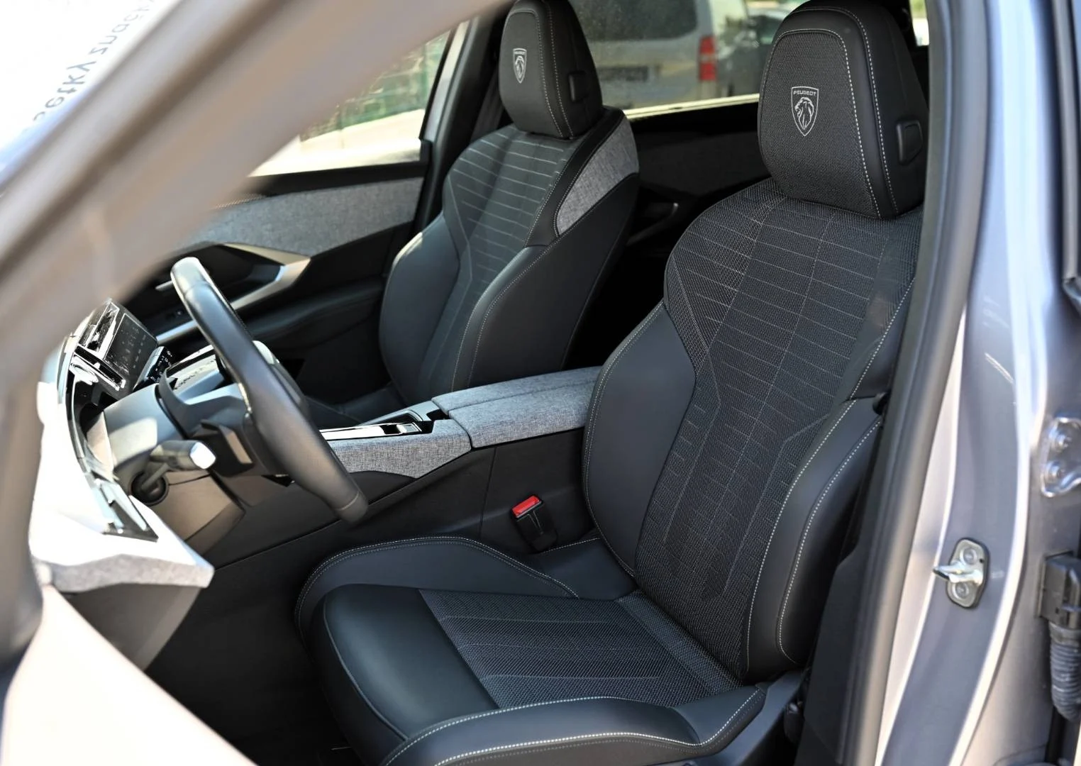 Peugeot 5008 GT e-DCS6 | Begam Trnava