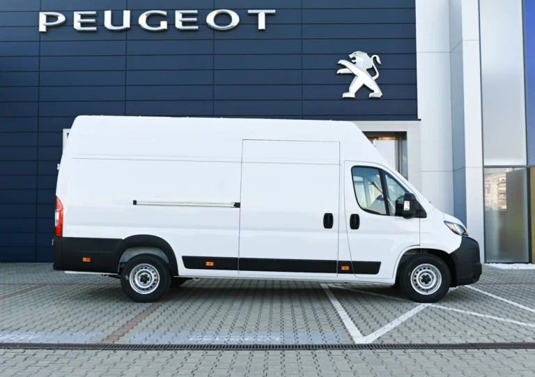 Peugeot Boxer Furgon 435 L4H3 2.2 BlueHDi 180 €6.4 MT6 N1 | Begam Trnava
