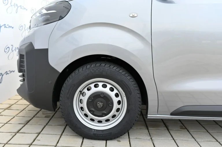 Peugeot Expert Furgon L2 BlueHDi 145 S&S EAT8 | Begam Trnava