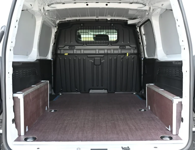 Peugeot Partner L2 1000kg FURGON BlueHDi 130 BVM6 | Begam Trnava