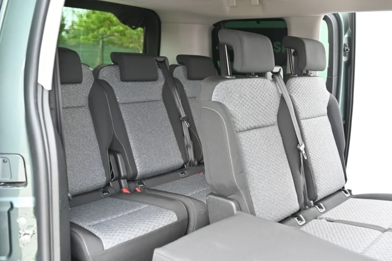 Peugeot Traveller TRAVELLER BUSINESS L2 2.2 BlueHDi 180  EAT8 | Begam Trnava