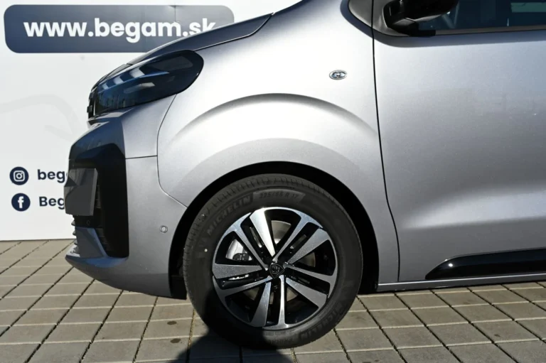 Peugeot Traveller TRAVELLER BUSINESS VIP L3 BlueHDi 180 2.2  EAT8 | Begam Trnava